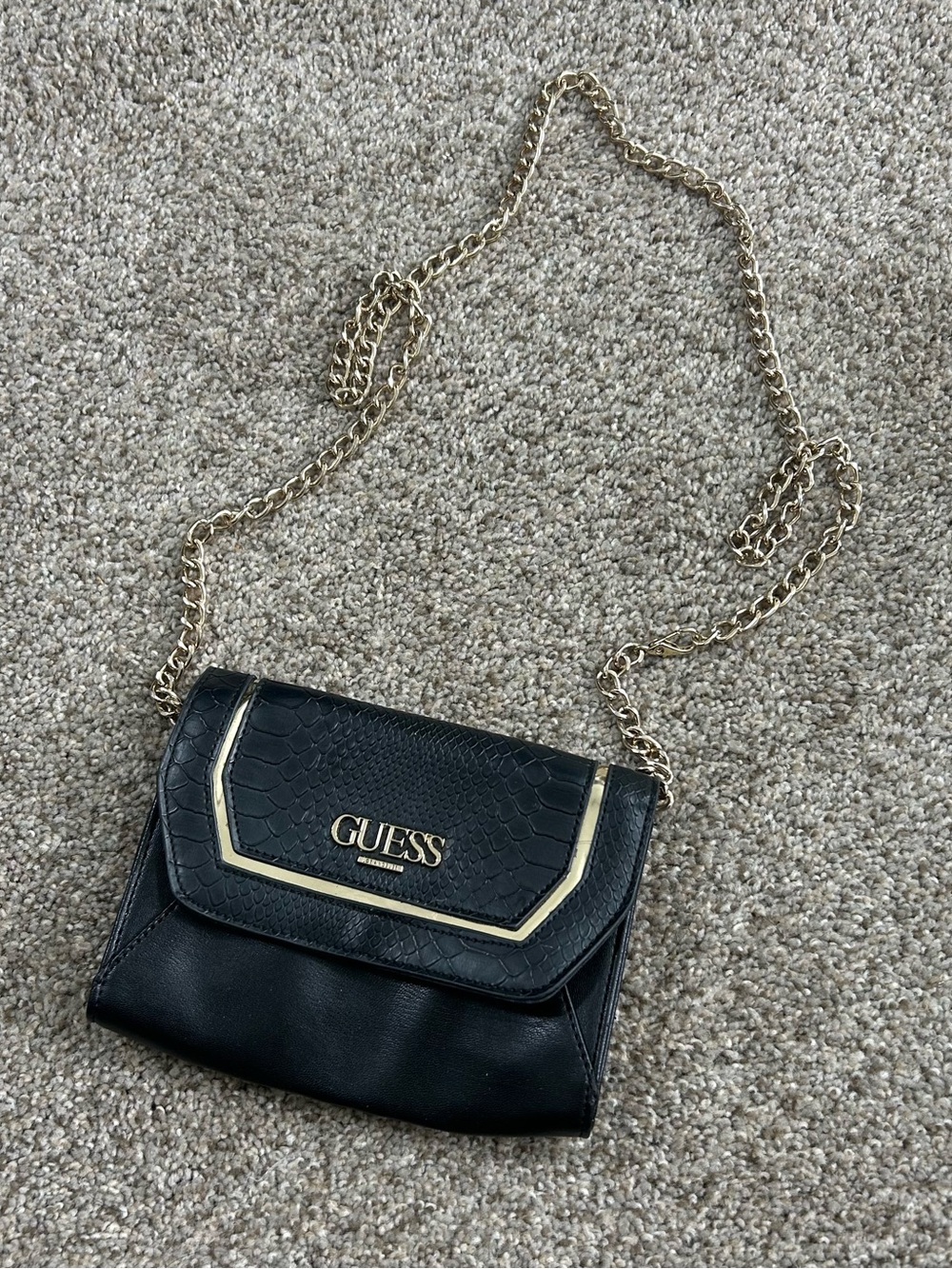 GUESS Black Crossbody Bag with Gold Chain and Accent
